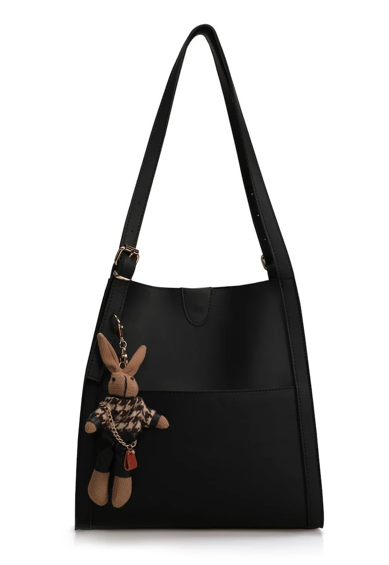 Geanta de umar cu jucarie accesoriu, Negru