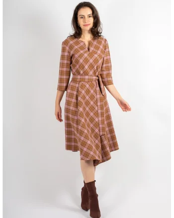 Rochie din amestec de lana cu model in carouri si terminatie asimetrica Margot, Maro/Roz pastel