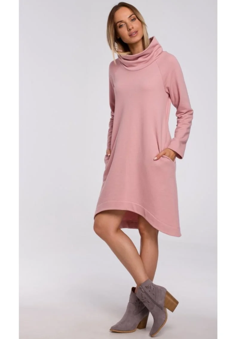 Rochie asimetrica cu guler inalt,