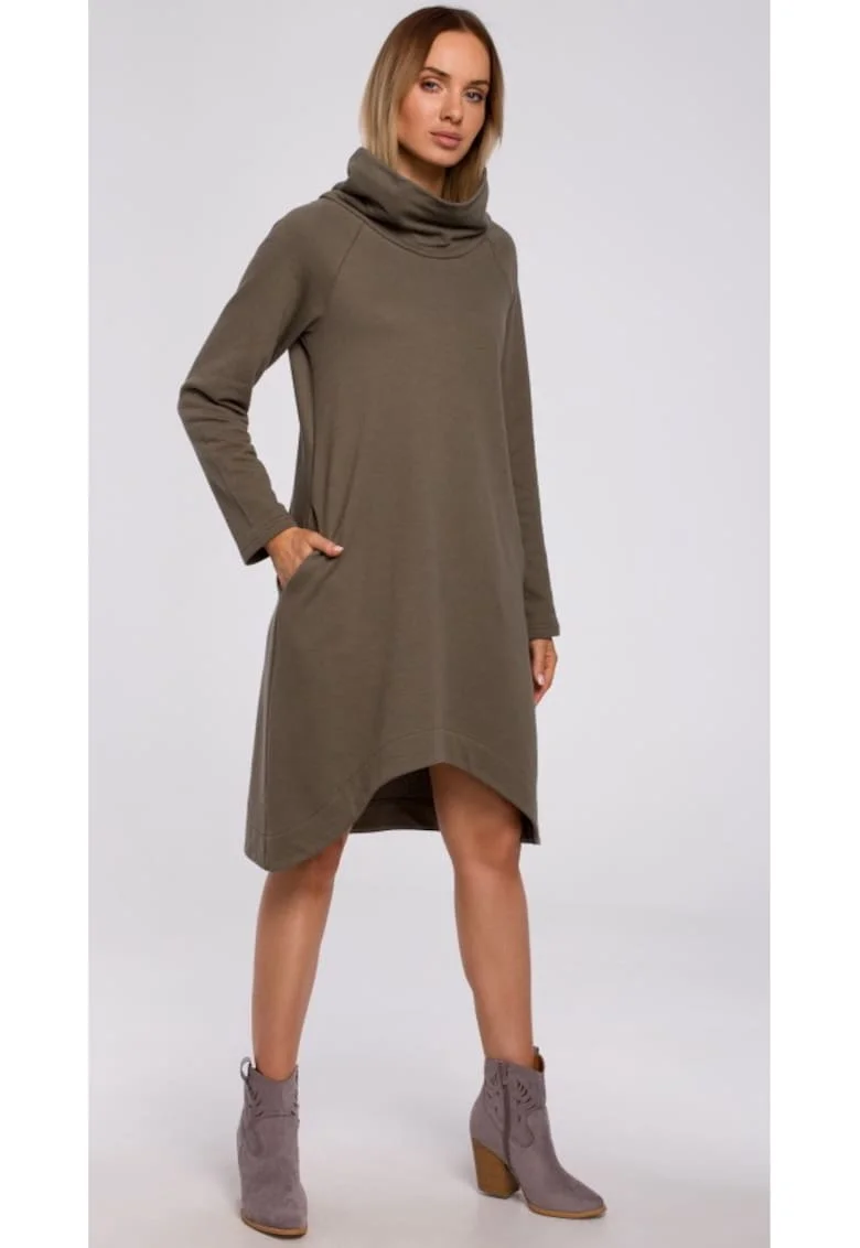 Rochie asimetrica cu guler inalt,