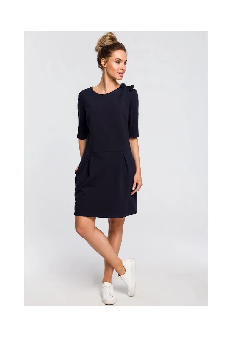 Rochie dreapta cu pe umar