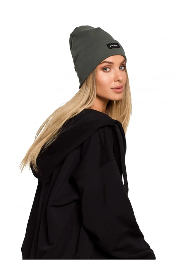 Beanie dama Good Vibes. . Bumbac. Verde militar. Marime Universala
