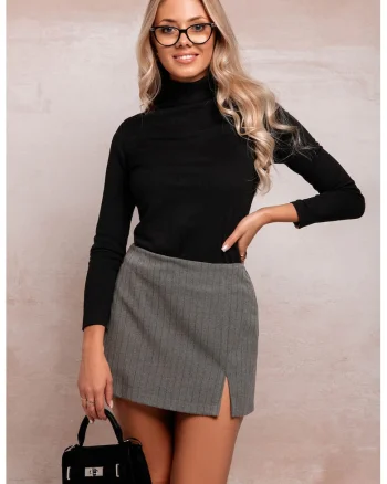 Bluza cu guler inalt, Negru