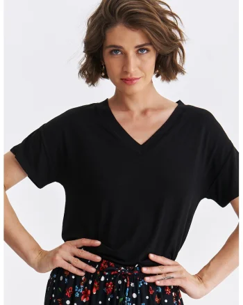 Tricou cu decolteu in V, Negru