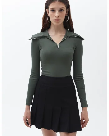 Bluza cu fermoar scurt si striatii, Verde padure