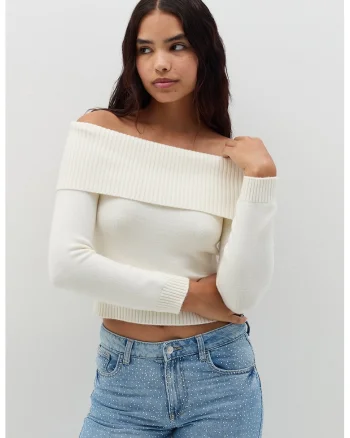 Pulover crop cu decolteu pe umeri, Crem