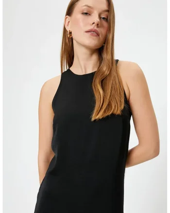 Rochie midi dreapta cu decolteu la baza gatului, Negru