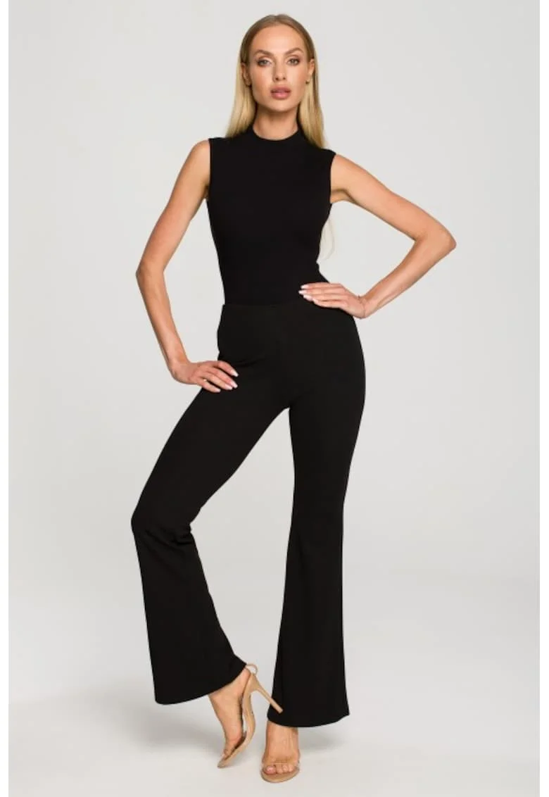 Pantaloni evazati,, Negru
