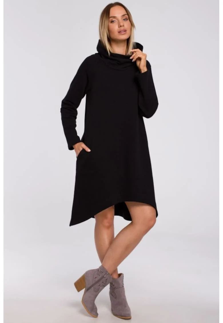 Rochie asimetrica cu guler inalt,