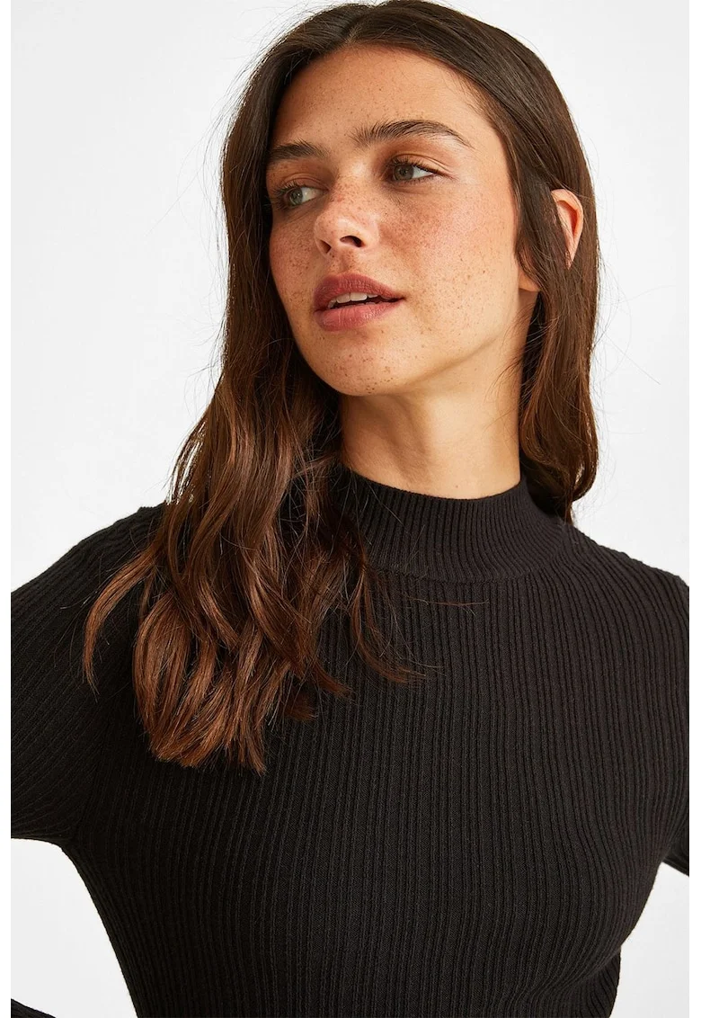 Bluza din amestec de in cu decupaj pe partea din spate, Negru