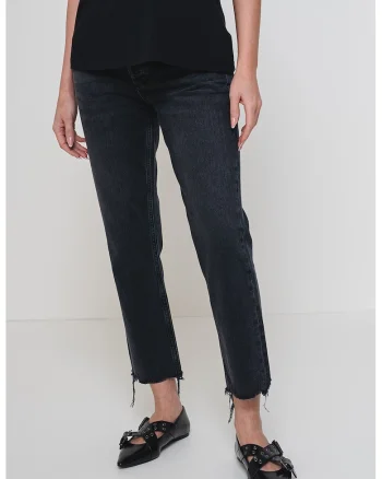 Blugi mom fit cu terminatii nefinisate, Negru stins