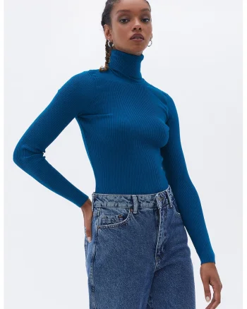 Bluza slim fit cu guler inalt si striatii, Albastru inchis