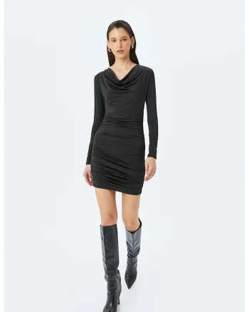 Rochie mini cu decolteu drapat, Negru