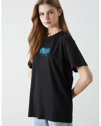 Tricou din bumbac cu imprimeu grafic pe partea din spate, Albastru pastel/Negru/Roz pastel
