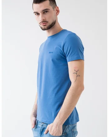 Tricou slim fit cu decolteu la baza gatului, Albastru deschis