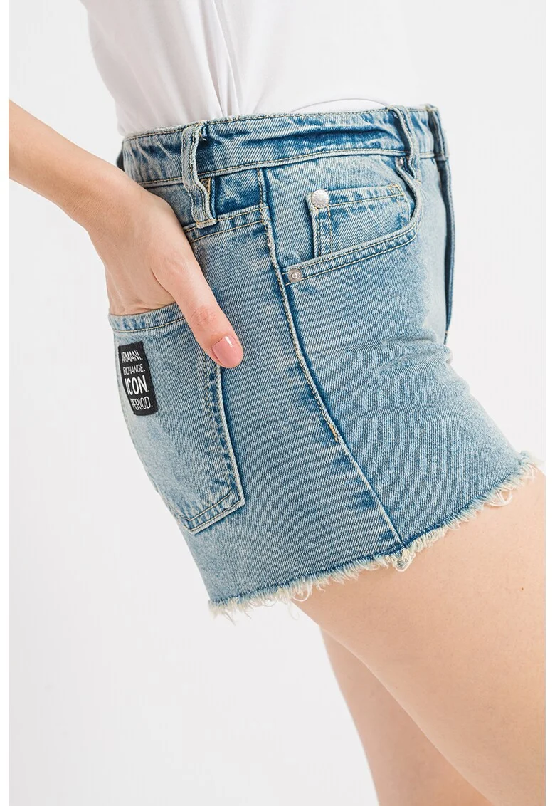 Pantaloni scurti din denim cu terminatii nefinisate, Albastru
