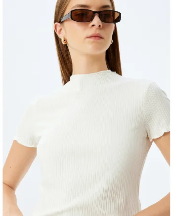 Tricou regular fit, Alb murdar
