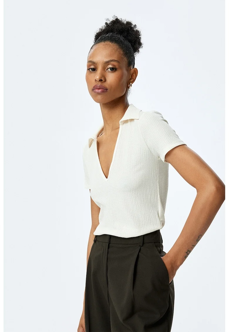 Tricou regular fit cu decolteu in V, Alb