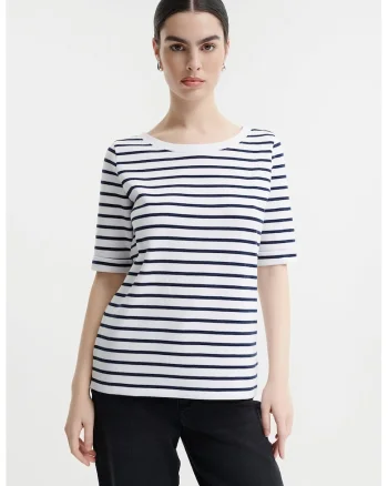 Tricou lejer cu decolteu rotund, Alb