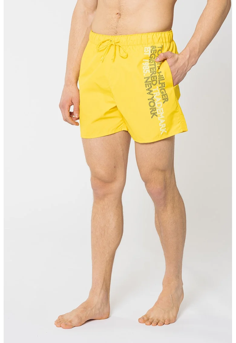 Pantaloni scurti de baie cu imprimeu logo, Galben sofran