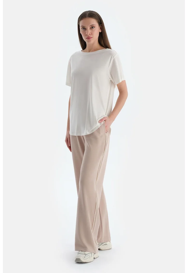Pantaloni de trening cu croiala dreapta si buzunare, Bej
