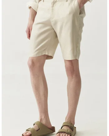 Pantaloni scurti de in cu talie medie, Alb fildes