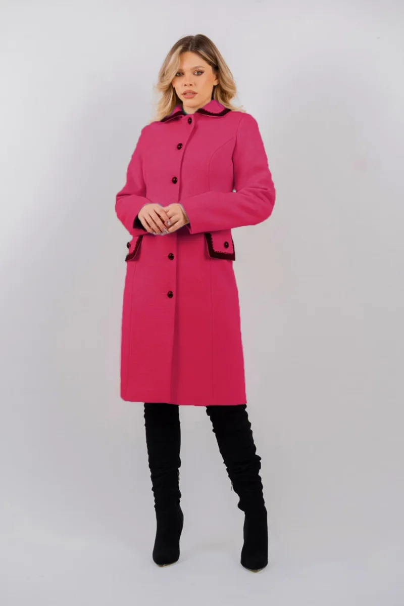 Palton dama fucsia din stofa tesuta cu broderie manuala