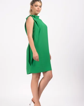 Rochie eleganta verde vaporoasa din tesatura lejera de sezon