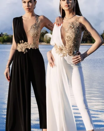 Salopeta neagra cu trena si broderie in partea superioara