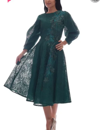 Rochie de ocazie clos din broderie cu aplicatie de flori 3D