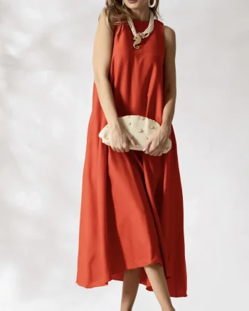 Rochie eleganta corai din vascoza cu buzunate laterale si croi in A