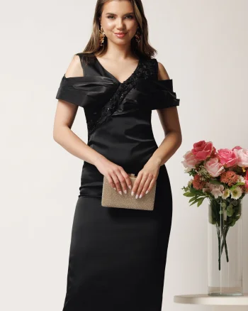 Rochie midi neagra din satin cu paiete la bust si manecute lasate pe umeri- Leonard Collection