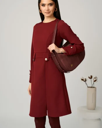 Rochie Moze office din stofa bordo cu nasturi in talie