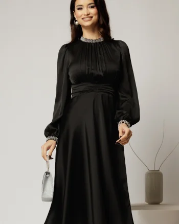 Rochie DY Fashion neagra din voal cu perle la guler si maneci