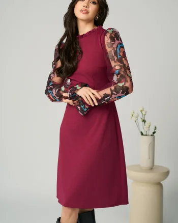 Rochie Ella Collection Iasmin eleganta din stofa mageanta cu broderie pe maneci