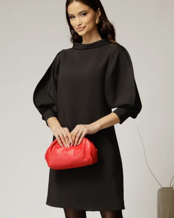 Rochie neagra cu maneci bufante si guler maxi