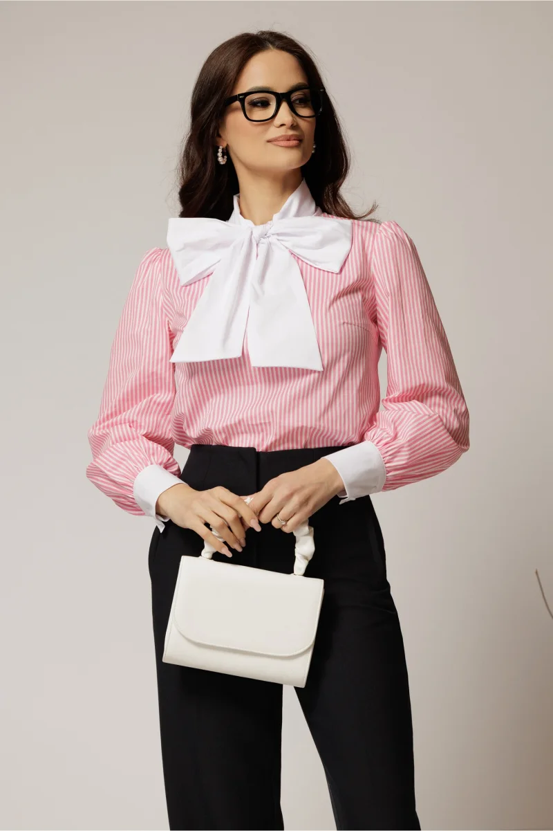 Bluza alba cu dungi roz din poplin cu esarfa tip funda la gat
