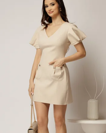 Rochie DY Fashion scurta bej cu croi drept si buzunare pe fusta