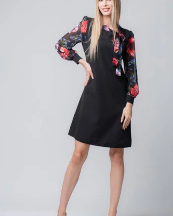 Rochie eleganta, neagra, midi, cu maneci si guleras din voal inflorat