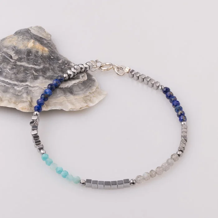 Bratara subtire din hematit cu lapis lazuli