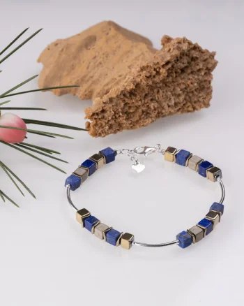 Bratara argint cu tuburi si serii de 5 cubulete din lapis lazuli si hematit auriu