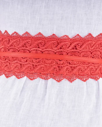 Curea lata de 10 cm petrecuta rosie cu aplicatie din broderie textila