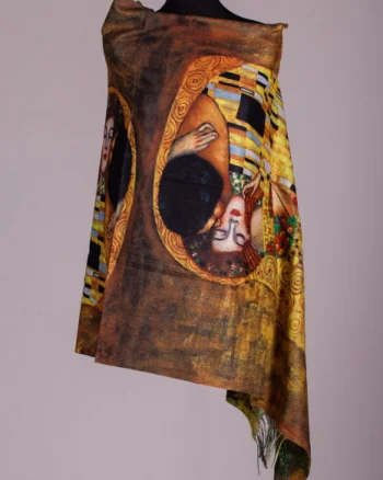 Esarfa vascoza cu fir din lurex imprimata cu reproducere dupa   Sarutul    lui Klimt