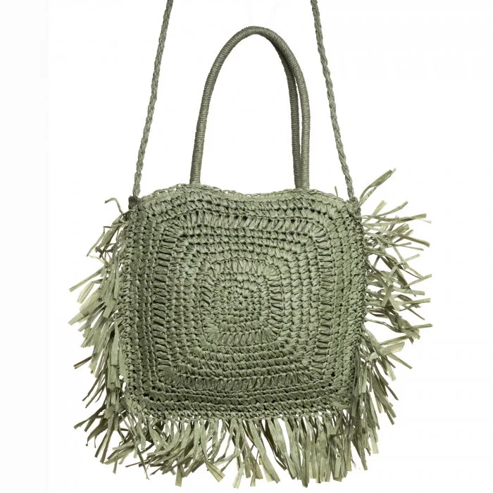 Geanta crossbody patrata mare, impletita cu franjuri mari decorative, verde prafuit