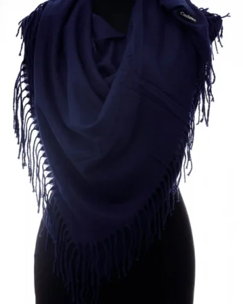 Esarfa bleumarin patrata din material gros tip cashmere