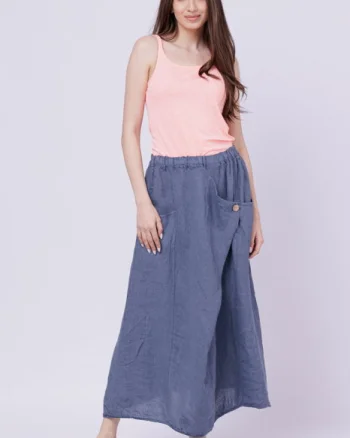 Fusta larga din in cu un colt prins, albastru jeans