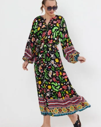 Rochie cu imprimeu marin pe fond negru, din vascoza