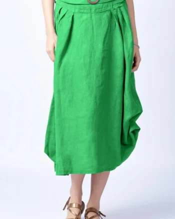 Fusta lunga verde crud cu poale prinse, din in, cu o curea fancy