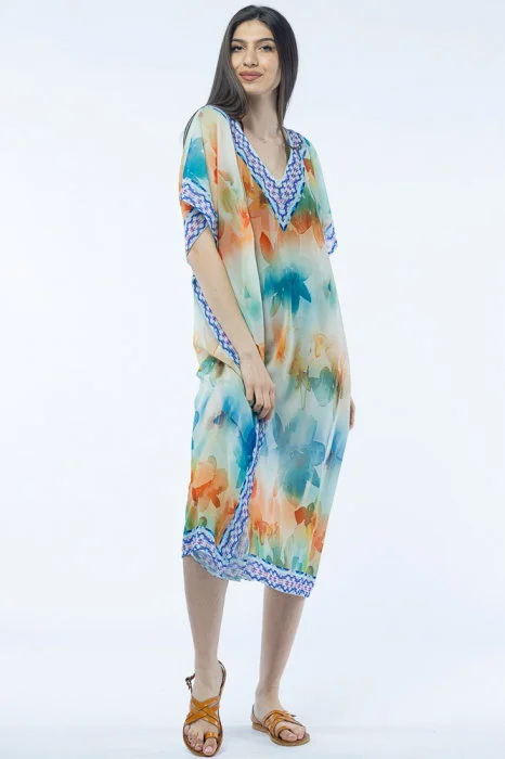 Rochie lunga de plaja tip poncho cu motive florale acuarela
