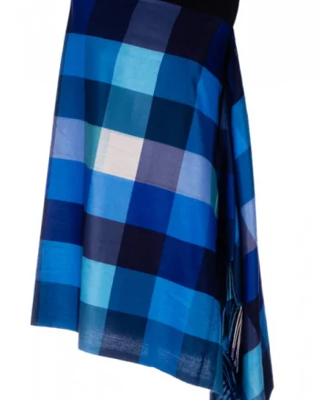 Esarfa din casmir cu patrate in nuante de albastru, verde si bleumarin